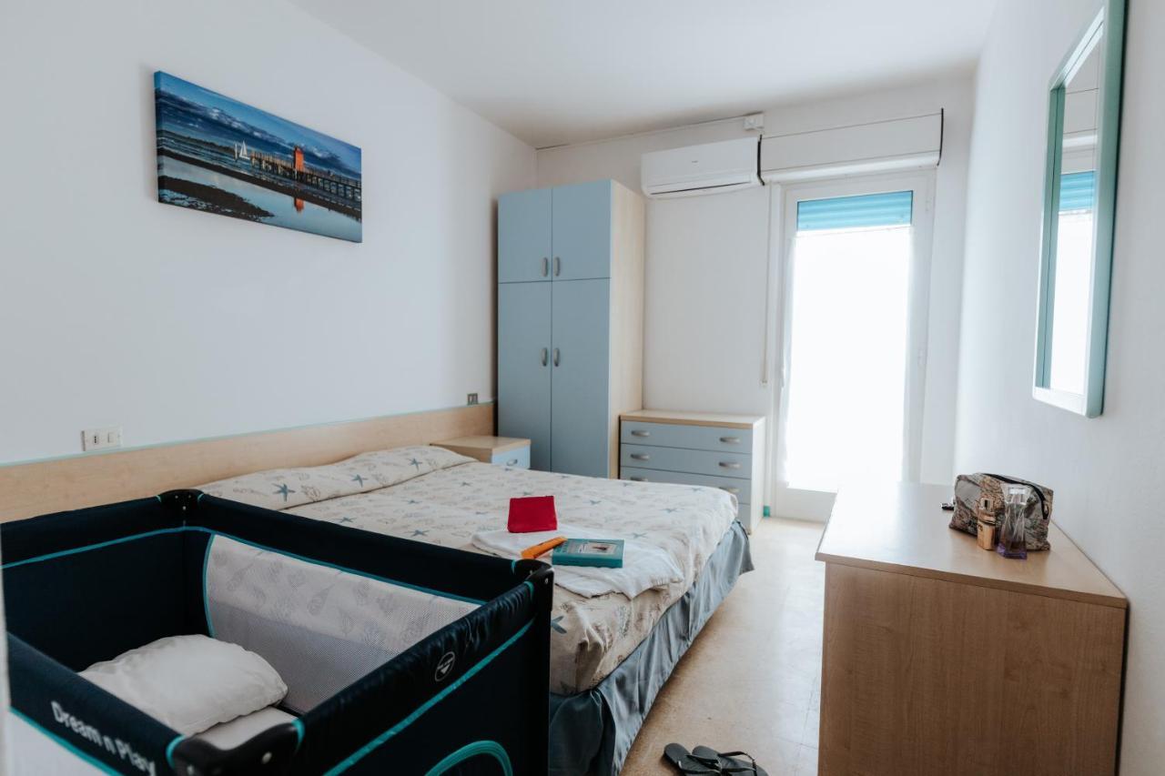 Hotel Villafranca Lignano Sabbiadoro Esterno foto